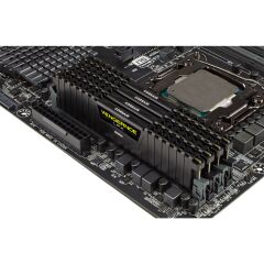 CORSAIR CMK32GX4M4Z3200C16 32GB (4X8GB) DDR4 3200MHz CL18 VENGEANCE BLACK LPX SOGUTUCULU DIMM BELLEK